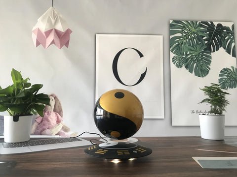 Magnetic Levitation Lamp